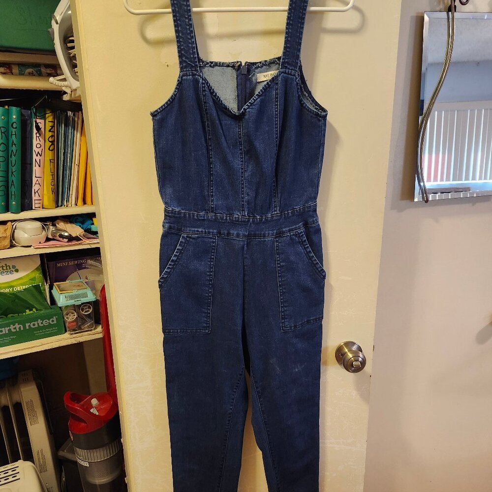 FUN AND FABULOUS JEANS ROMPER WITH SWEET-HEART NECK AND THICK SHOULDER STRAPS!